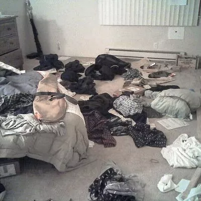 𝘊𝘩𝘦𝘭𝘭𝘦